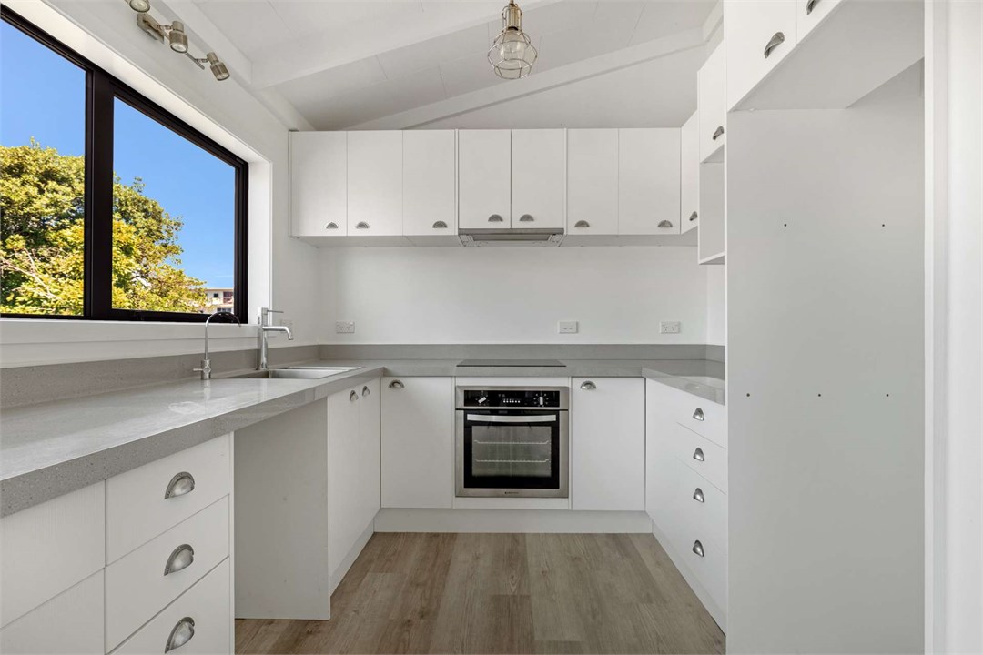 Fully equipped kitchen with nespresso machine