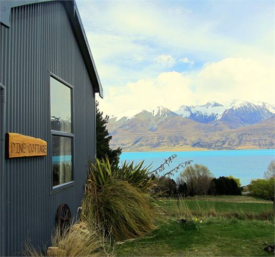Looking west over Lake Pukaki