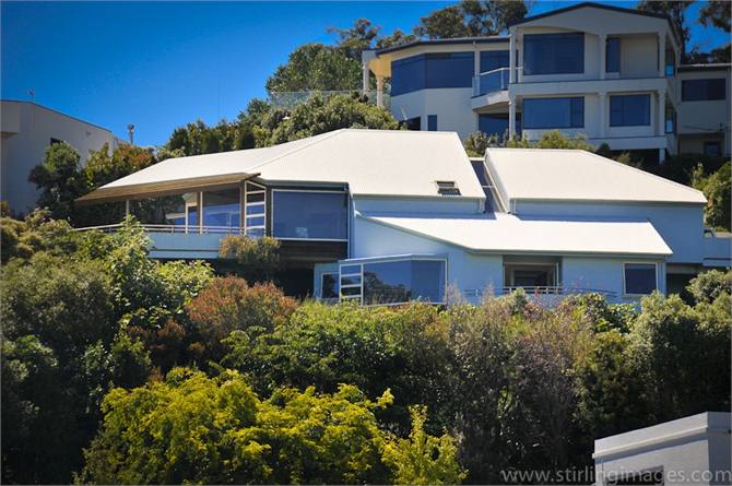 Beach Views - Exterior view over gardens