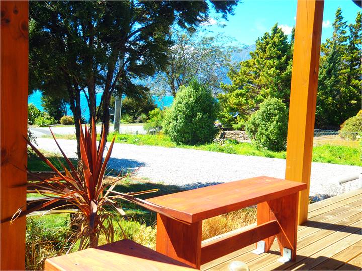 Sun drench spot, perched on the lakefront