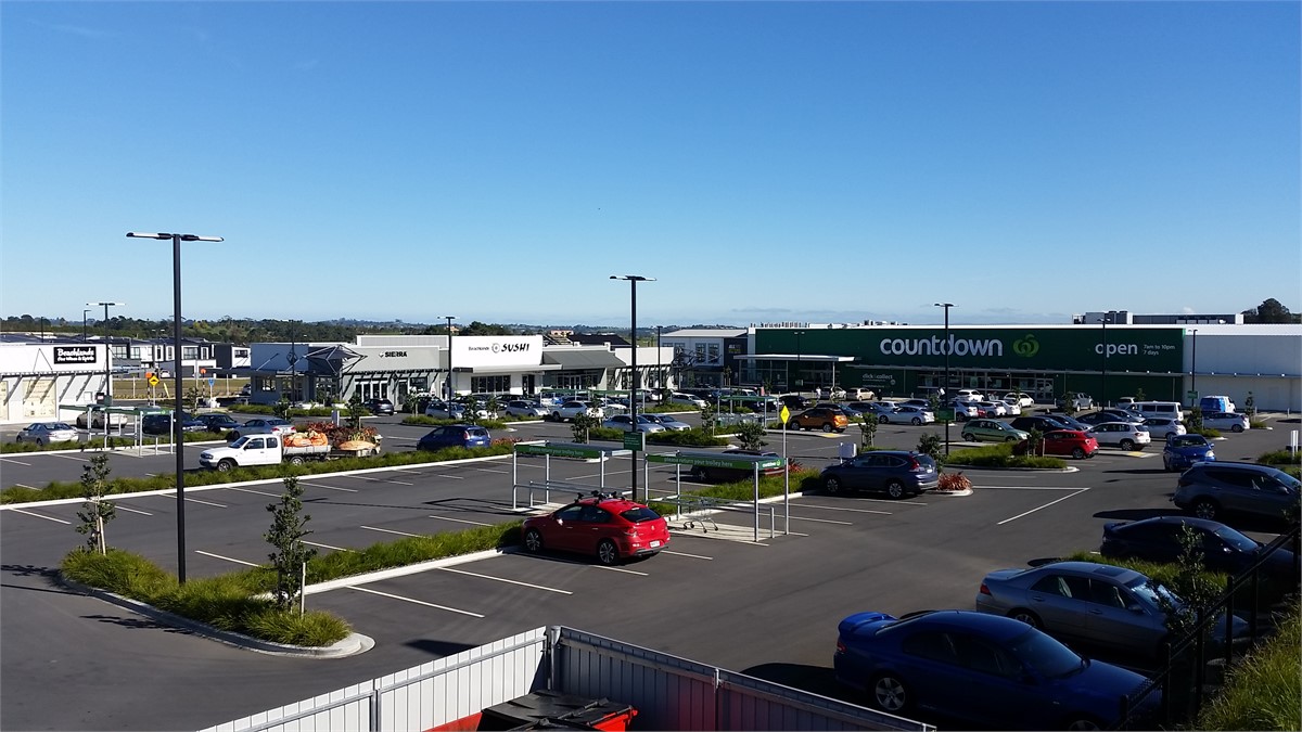 Local shopping centre just around the corner