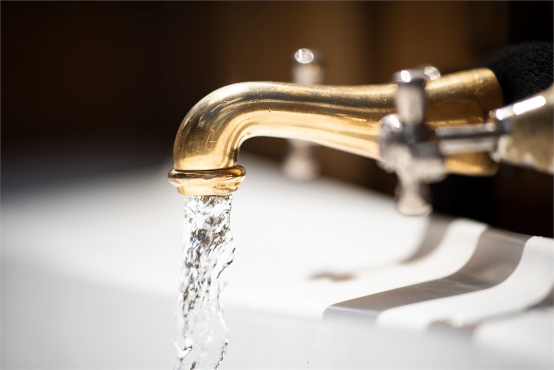 Soak in a hot bath on the deck