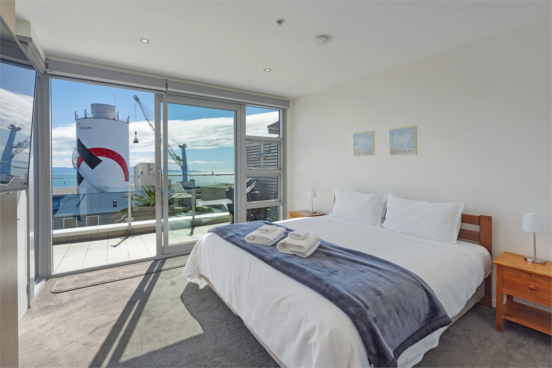 Master Bedroom with Super King Bed