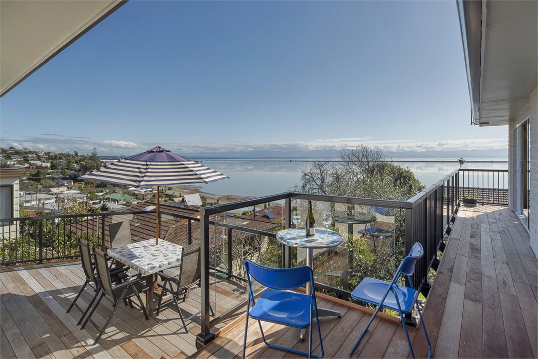 The Lighthouse Nelson Holiday Home for rent Holiday Houses