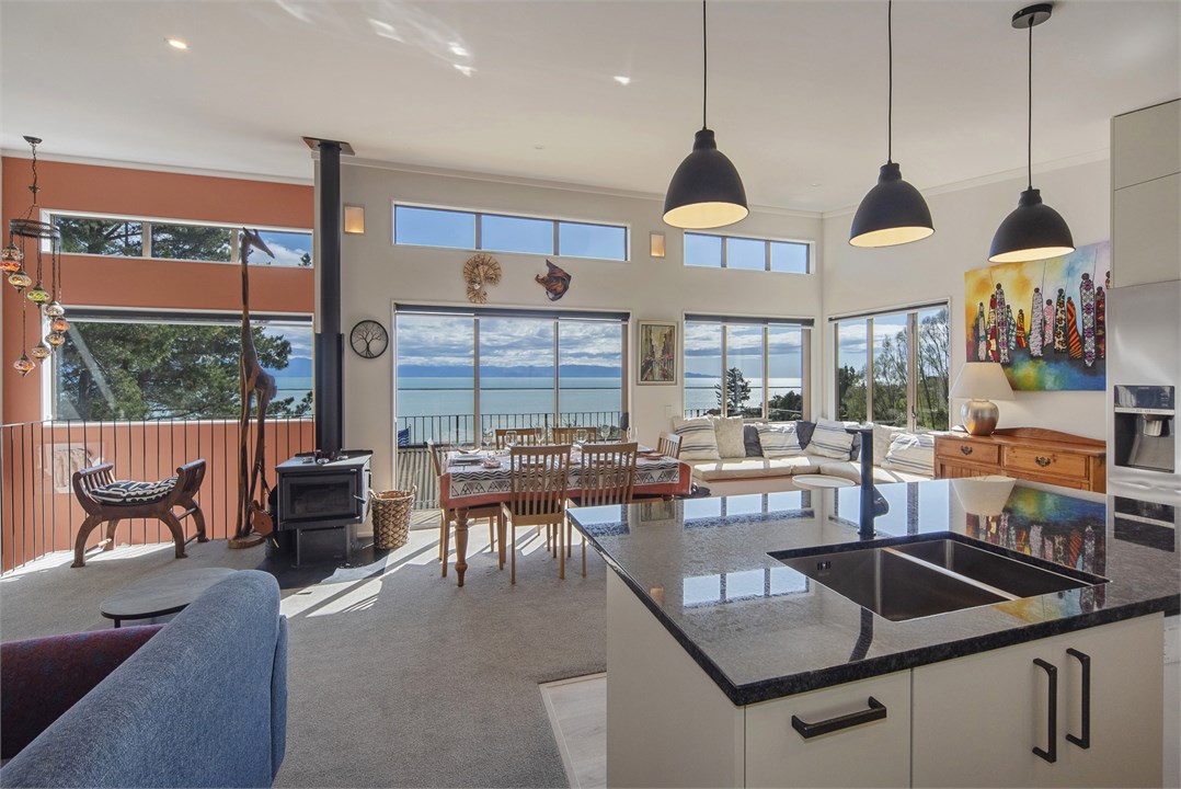 Coastal Hideaway Nelson Holiday Home for rent Holiday Houses