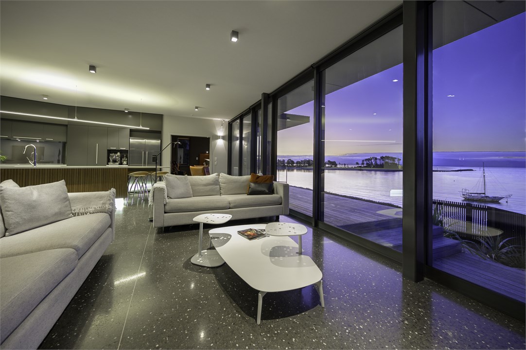 Sea Change - Nelson Waterfront Holiday Home