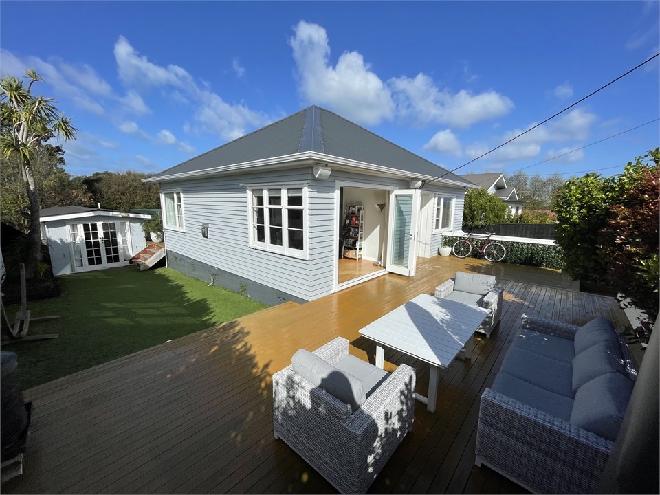 Large Family Pad with Pool! Devonport Holiday Home for rent Holiday