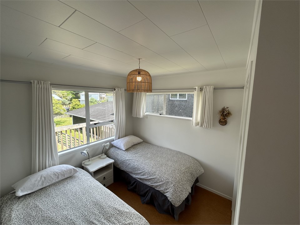 second upstairs bedroom