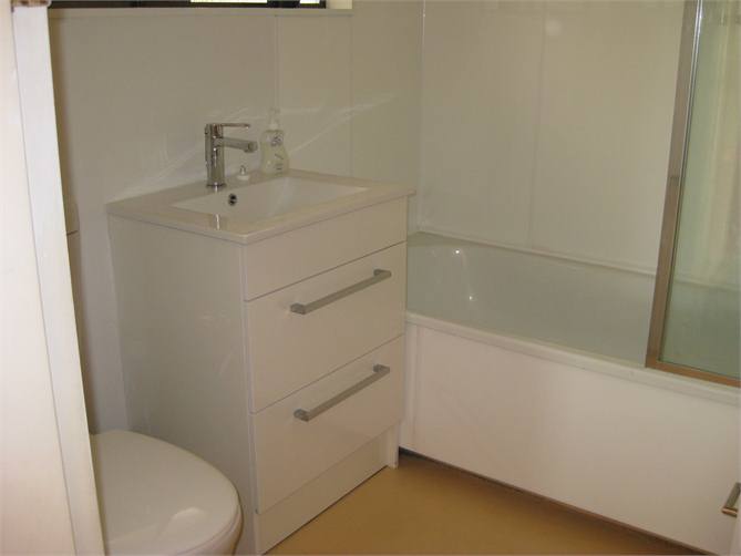 Main bathroom