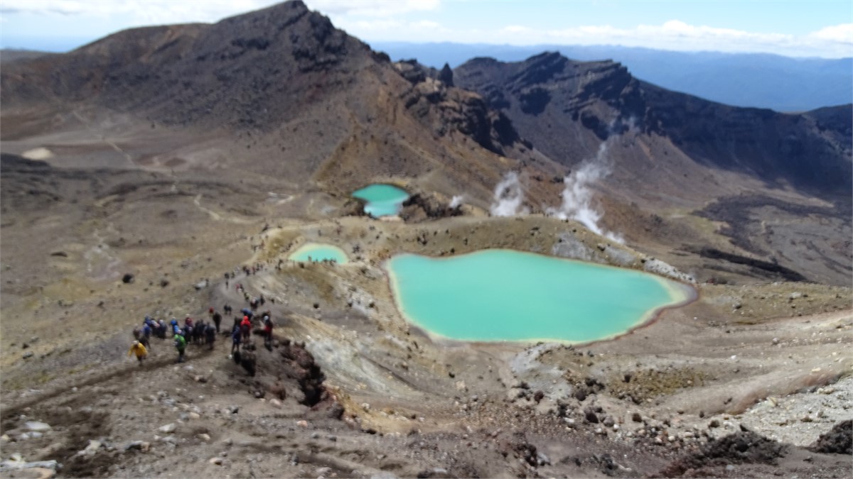 Nearby Tongariro crossing
