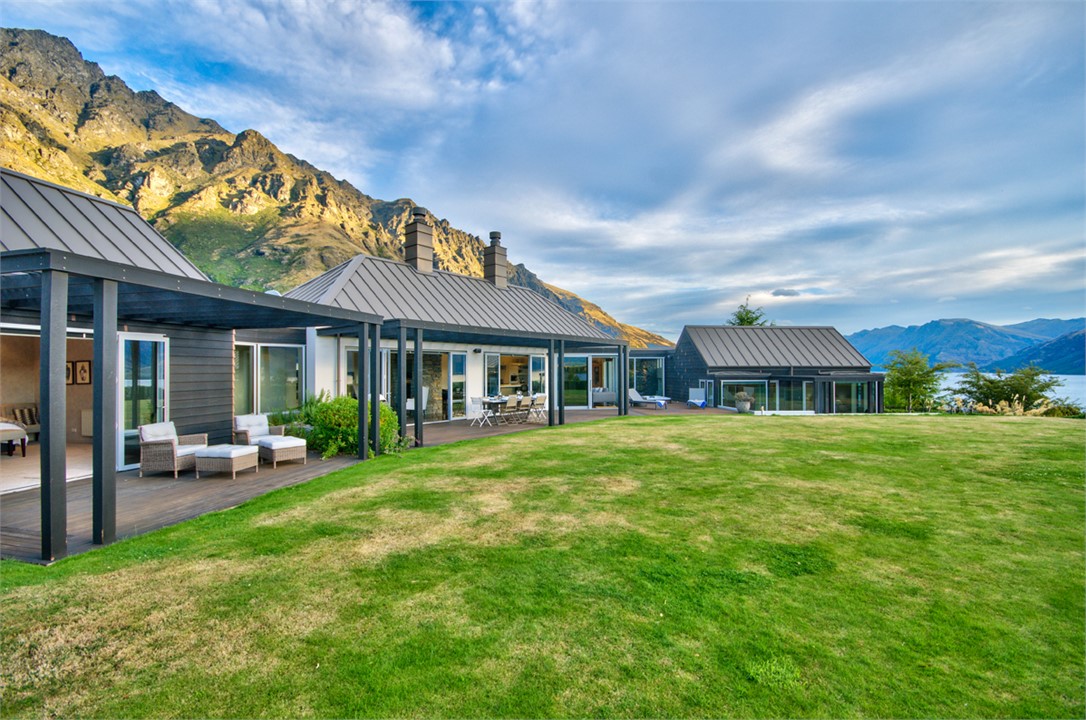 The Longhouse with amazing views