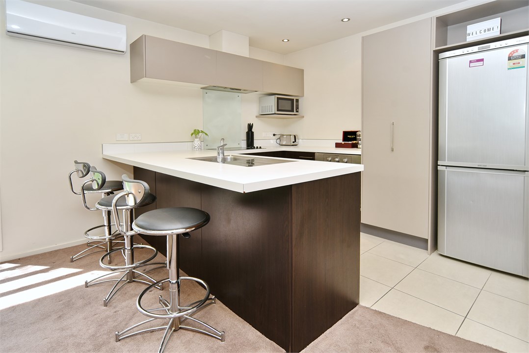 Kitchen area fully equipped