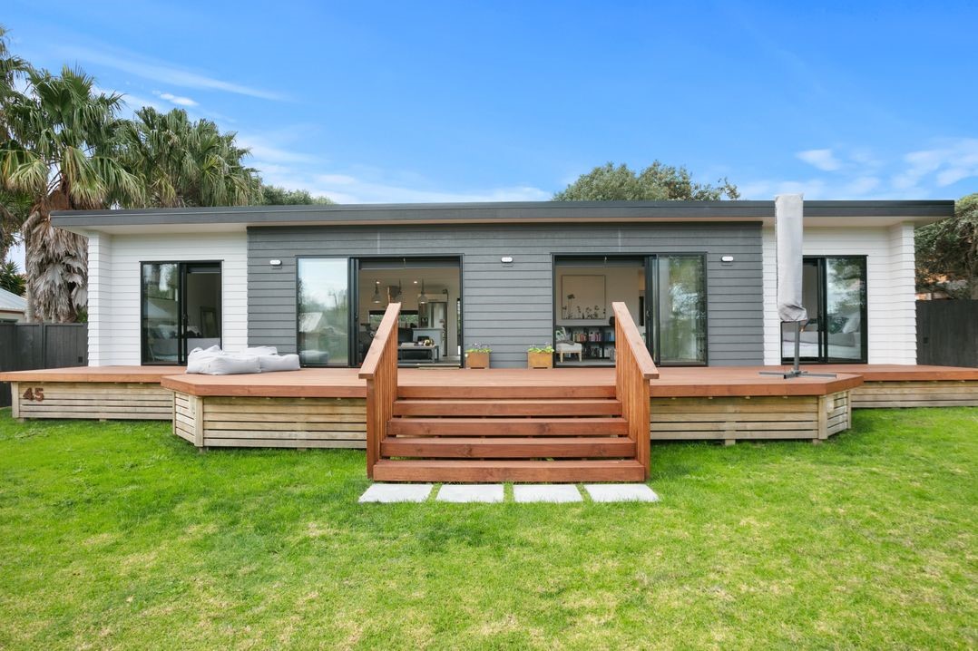 Sky Above Beach Below (Bachcare) Waihi Beach Bach for rent Holiday