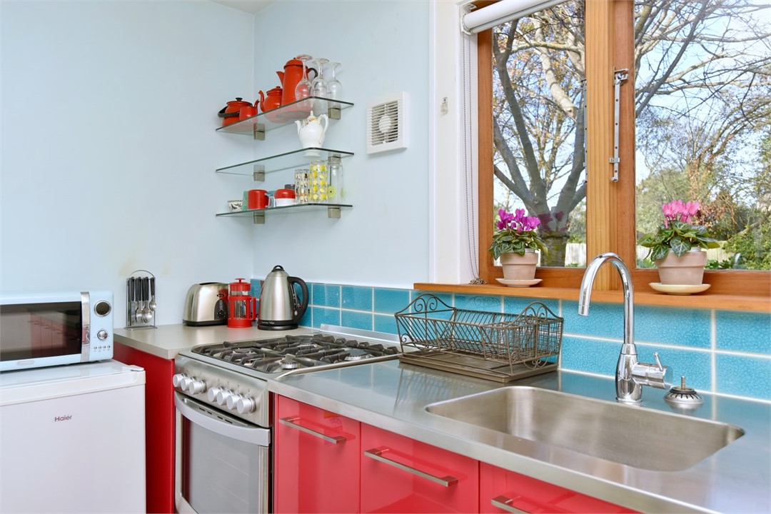 Fully equipped Kitchen area