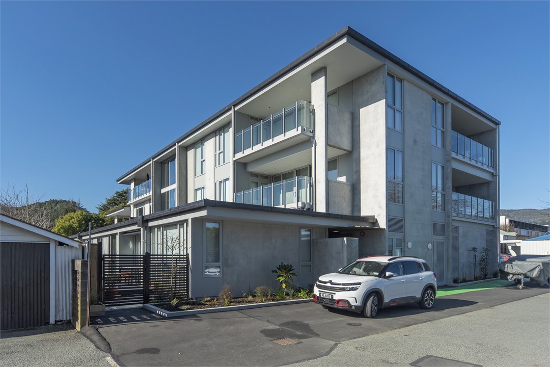 Pedestrian entry to Malthouse Lane Apartment compl