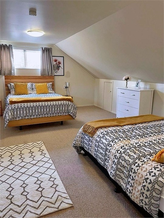 Harena Family Room 2xQueen Beds upstairs above Rum