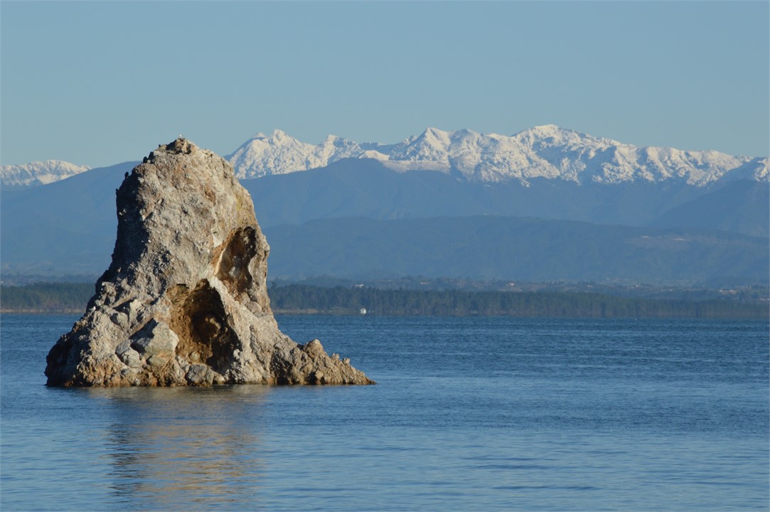 Fifeshire Rock and mountains