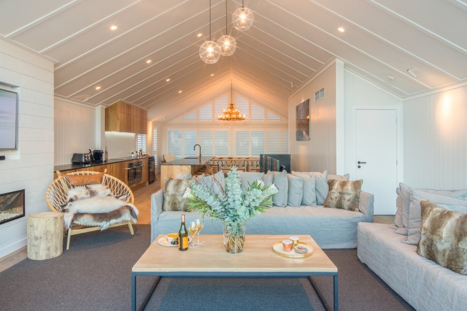 Open plan living area, kitchen and dining area