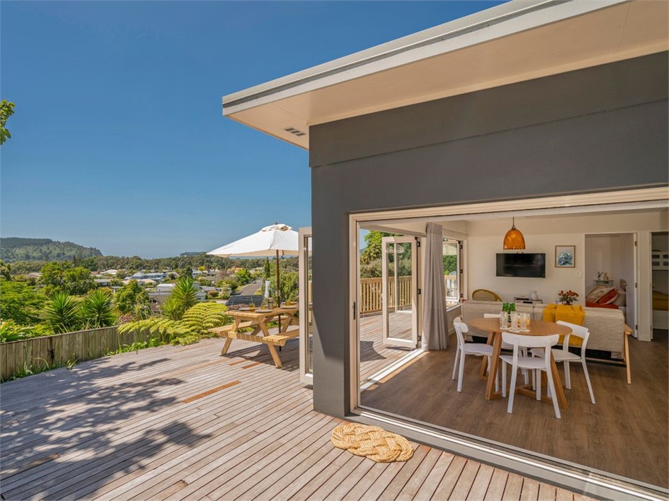 The Blockhouse (Bachcare) Whangamata Holiday Home for rent Holiday Houses