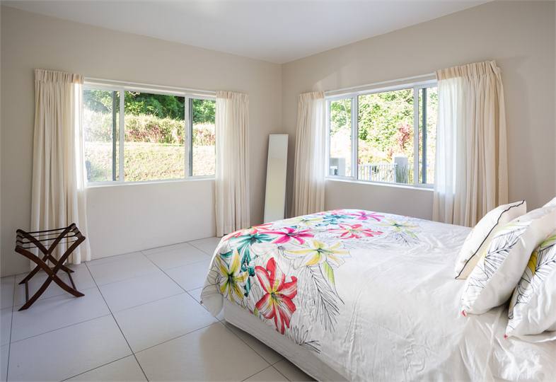 Bedroom 3 - King size bed