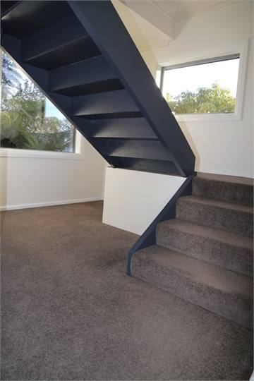 Open staircase-may not be suitable for children