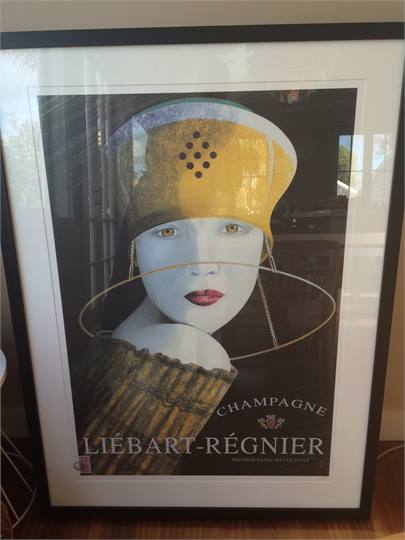 Minimalist, modern furnishings