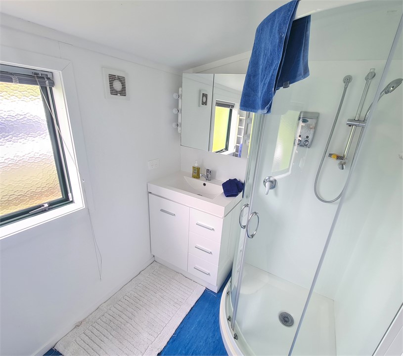 Cottage Bathroom 1 - Shower