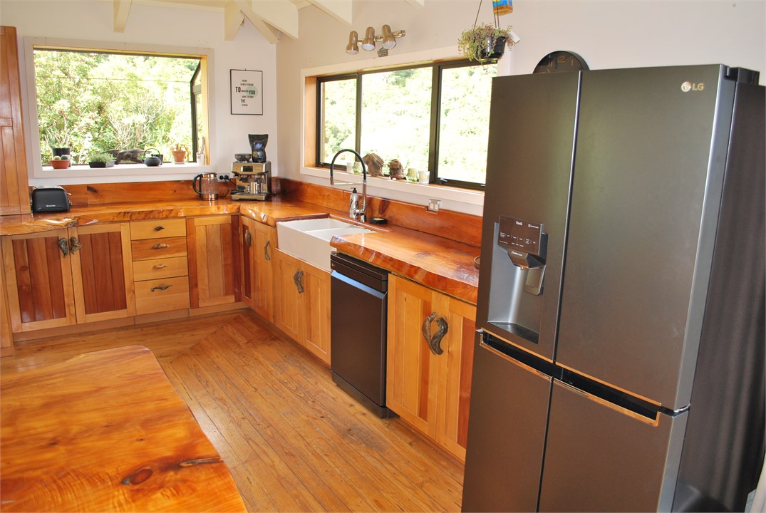 Full size fridge and freezer