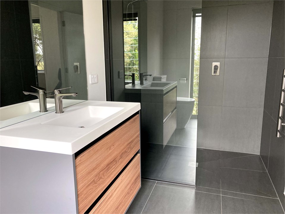 Master Ensuite