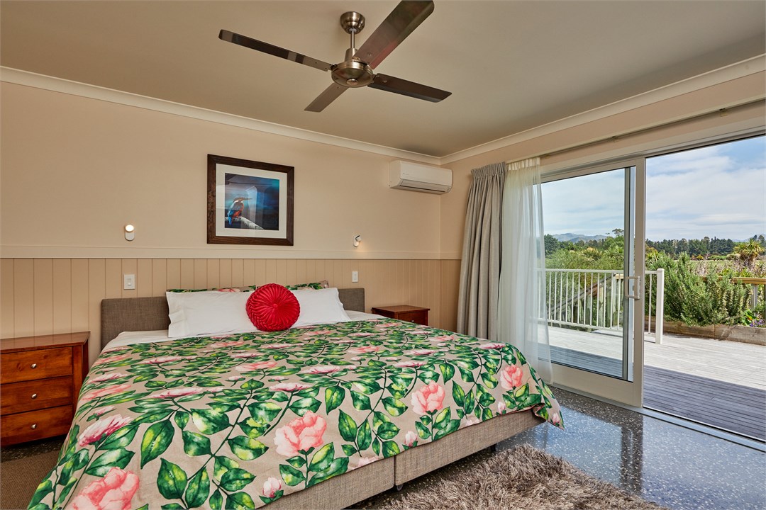 Mountain View Room with Ensuite