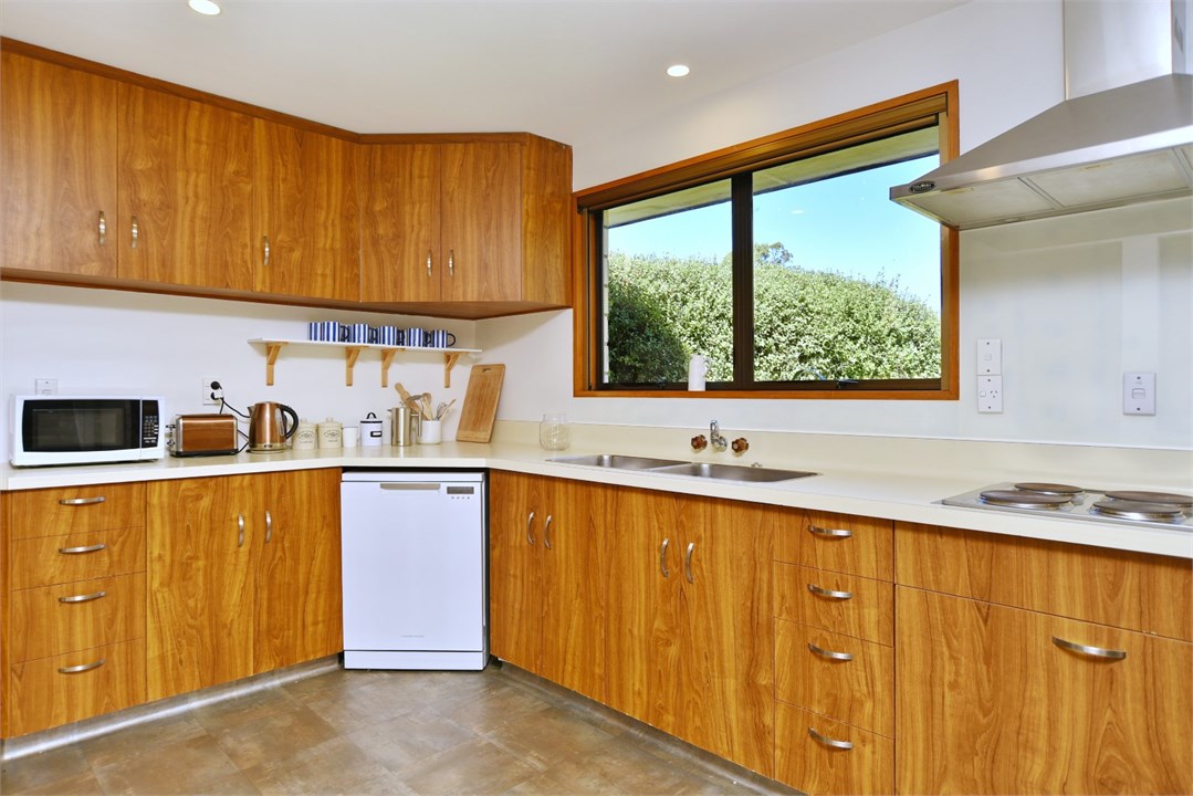 Fully equipped Kitchen area