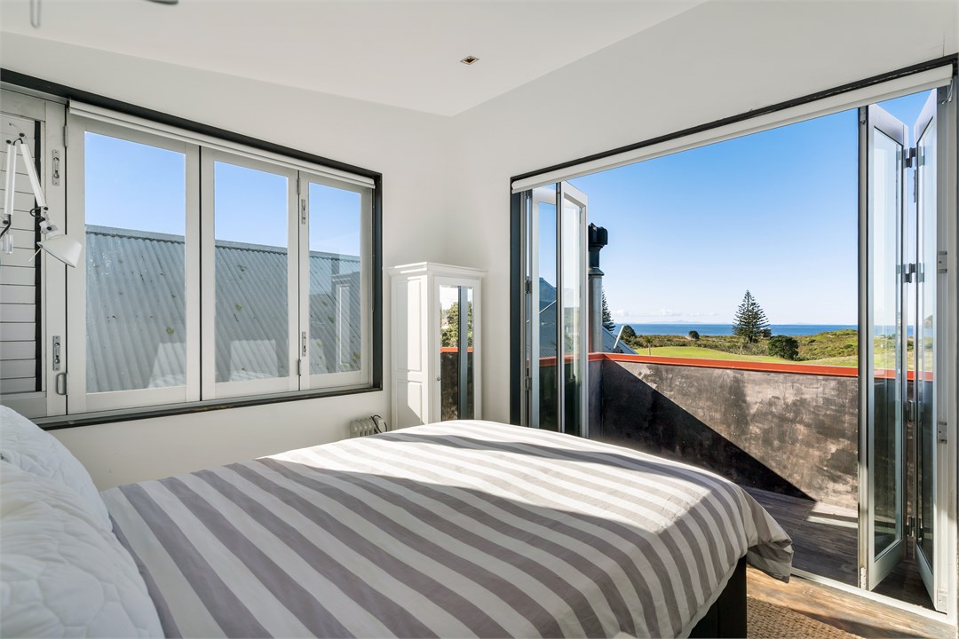 Pavilion One - Master Bedroom