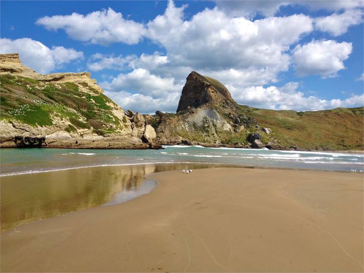 Castle Rock and the Gap - great surfing