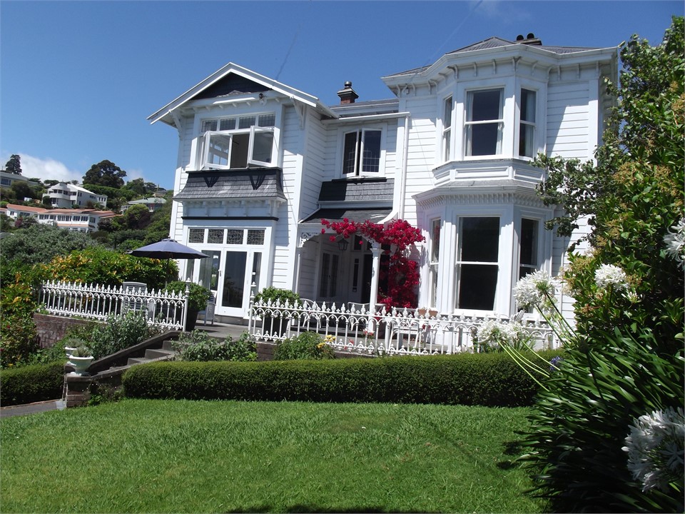 Walmer apartment overlooking the sea