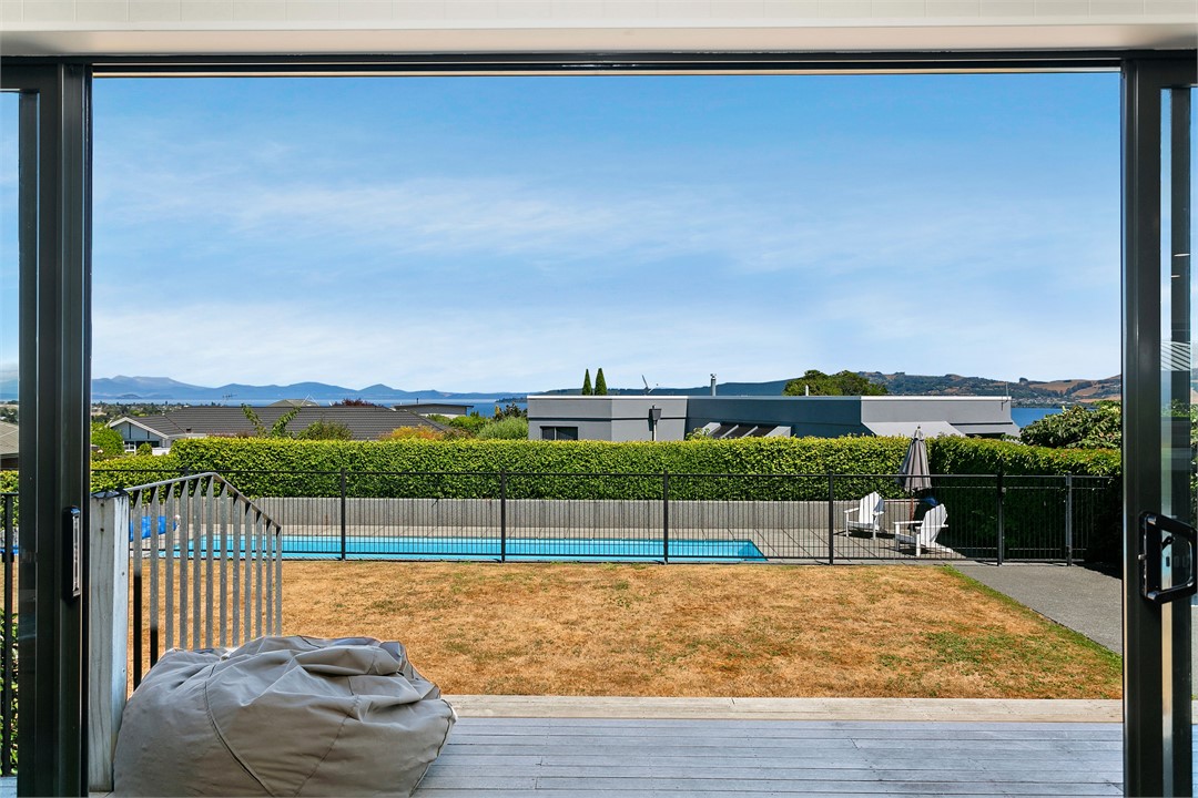 270 degree views over lake & Kaimanawa Ranges
