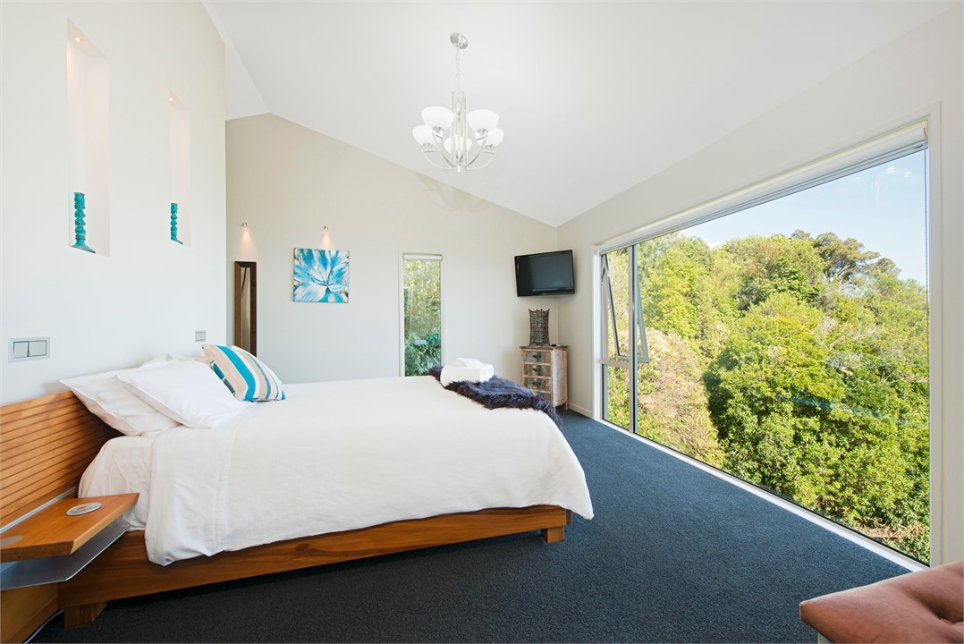 Floor to ceiling views