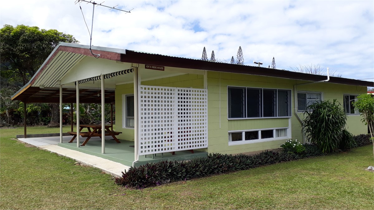 Front view Ka'u Ariki House Titikaveka