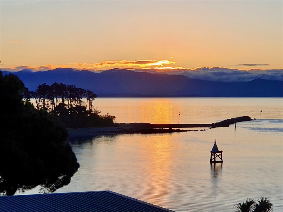 More sunset views from the apartment balcony