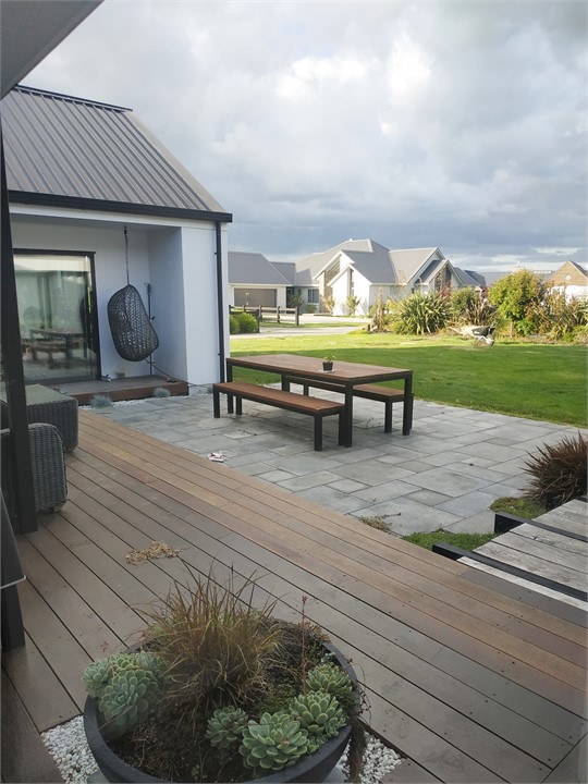 Outside deck and furniture