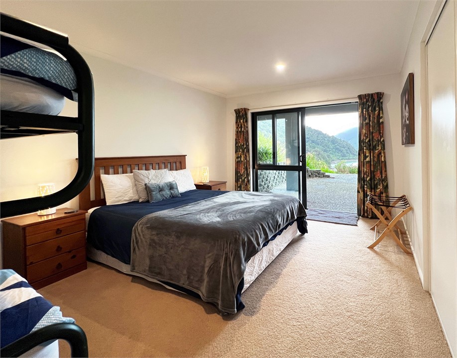 Bed room 4, Down stairs bedroom