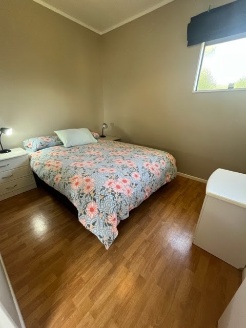 Sleep out Queen Bedroom