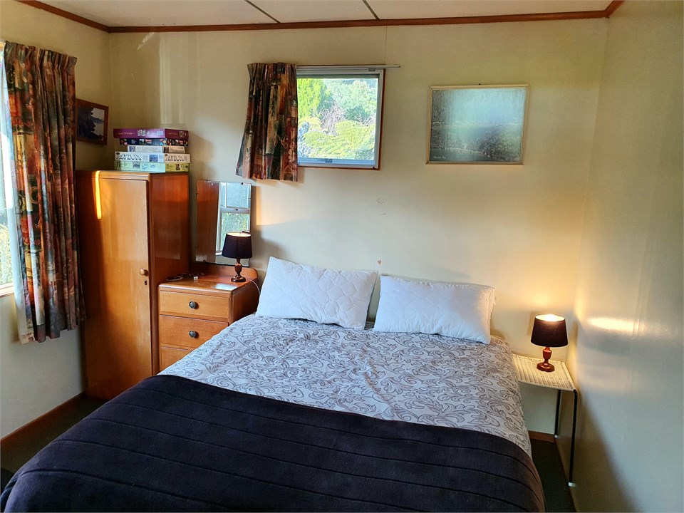 Main Bedroom, Queen bed