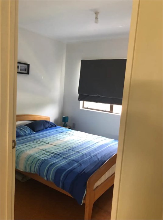 Bedroom 1 - Queen size bed