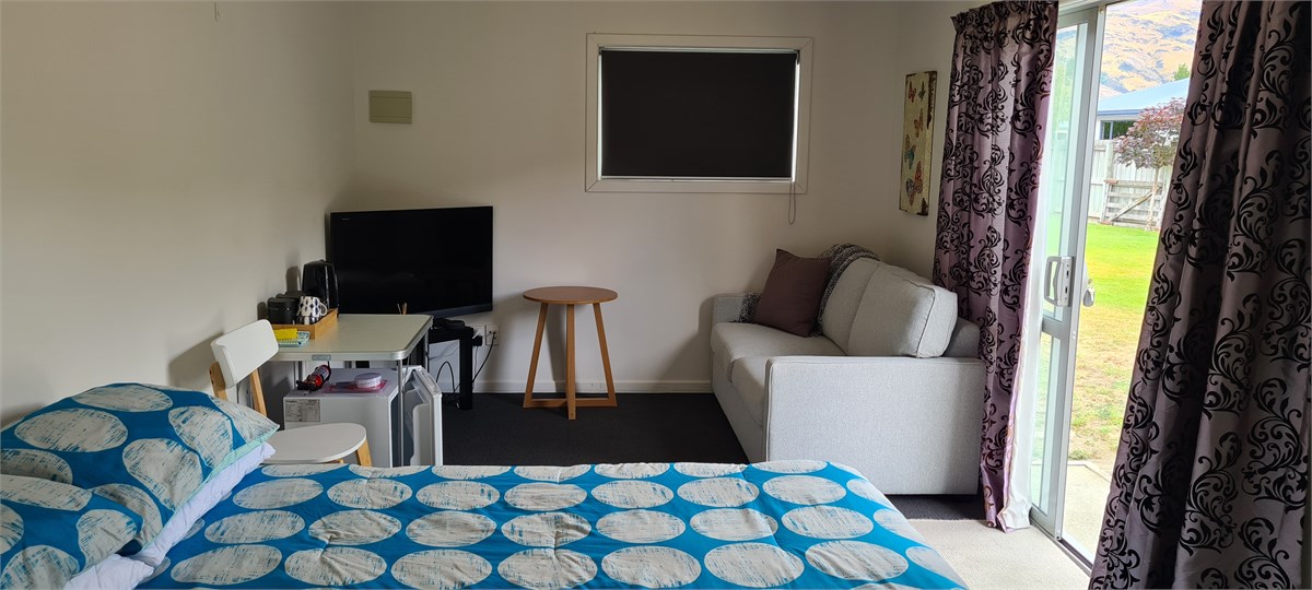 Sleepout with sofa bed