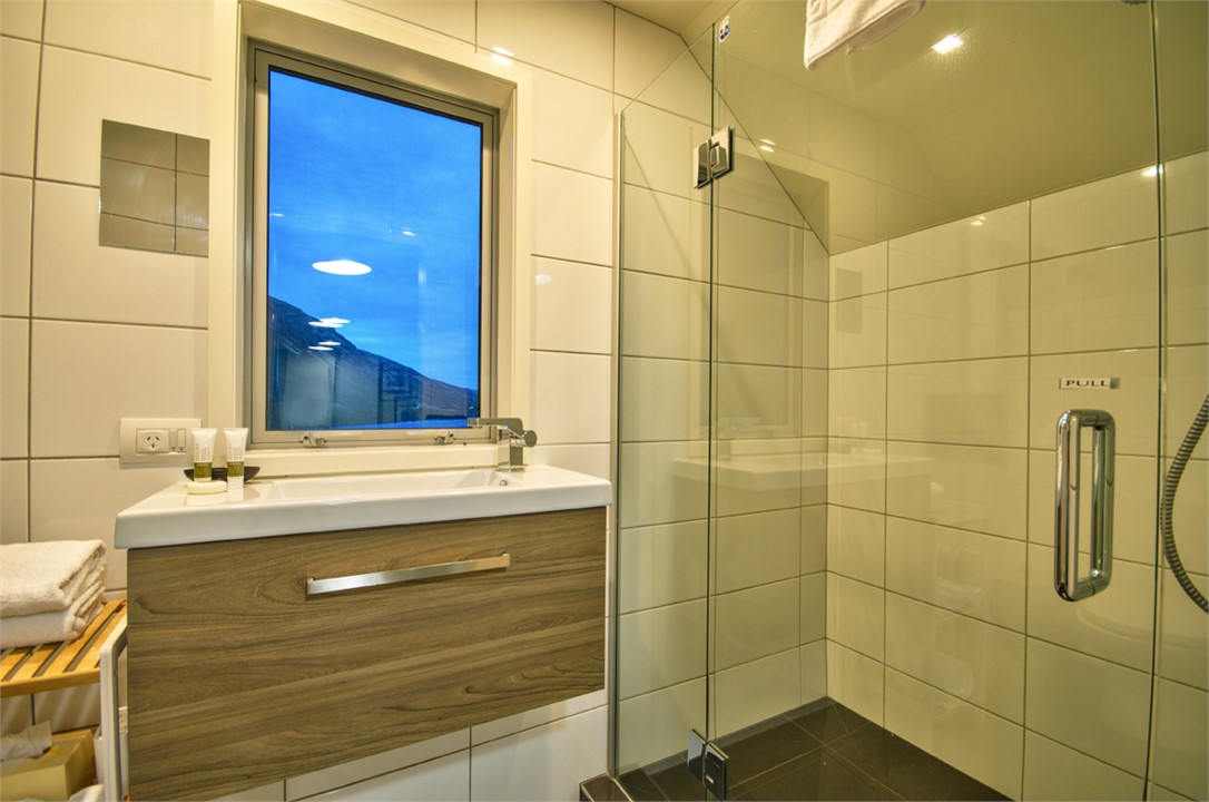 Bedroom 4 (Upstairs Loft) - Ensuite