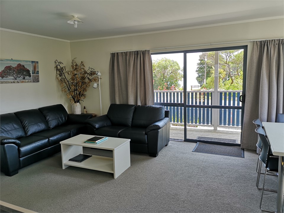 Front Cottage lounge and Dining Room