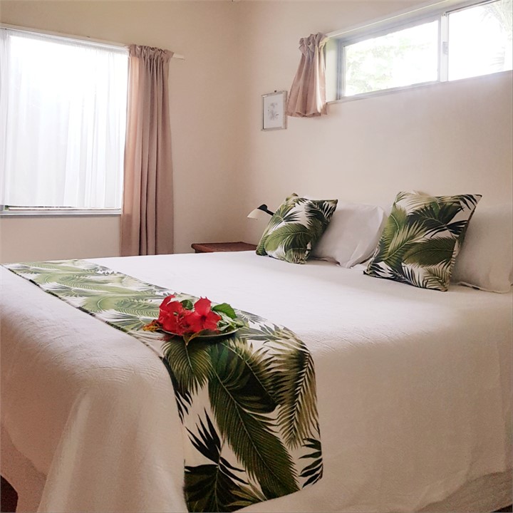 Jenny's Beach House Nu bedroom1