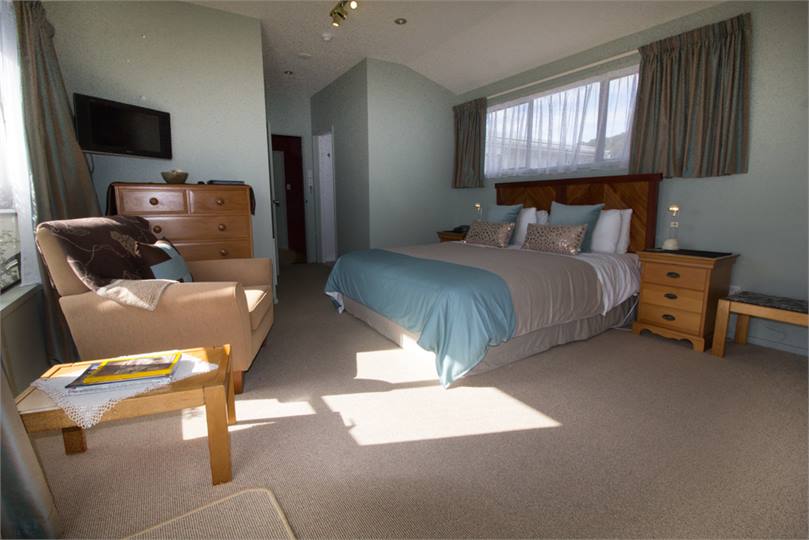 Kiwi Room, twin/double ensuite