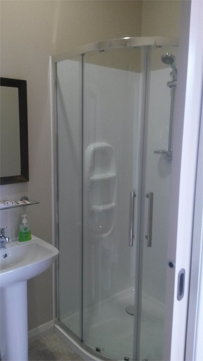 Shower in ensuite