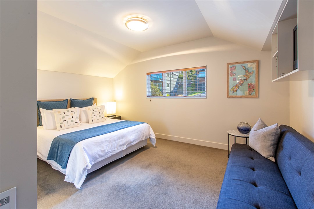 Split Bed - 1 King or 2 Singles